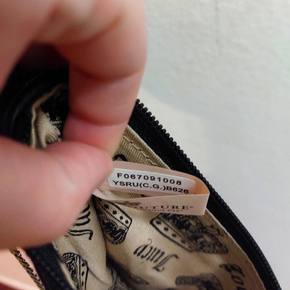 Juicy Couture velour bag 🖤🤍 - Picture 8 of 9